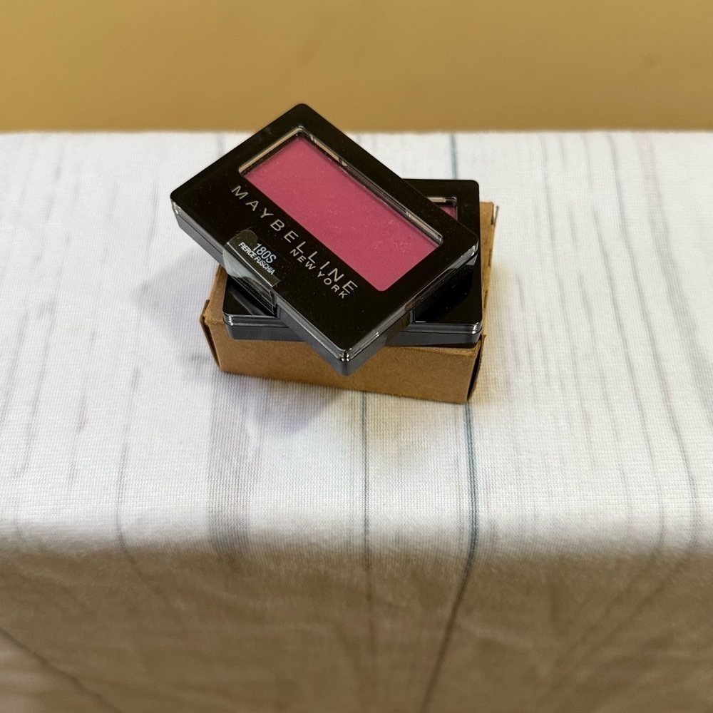 Maybelline New York 180S Eye Shadow 2 Piece Each